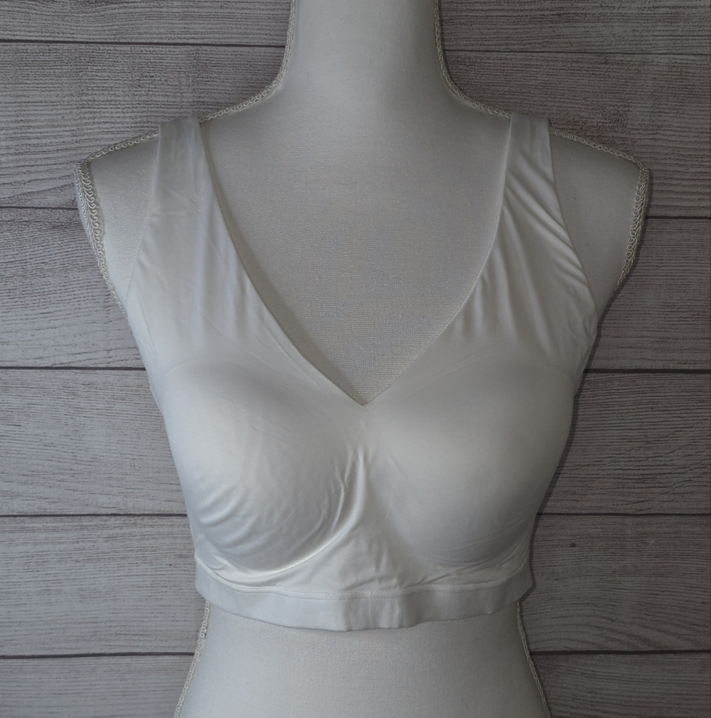 Warner's Wireless Lightly Lined Comfort Bra Size Large